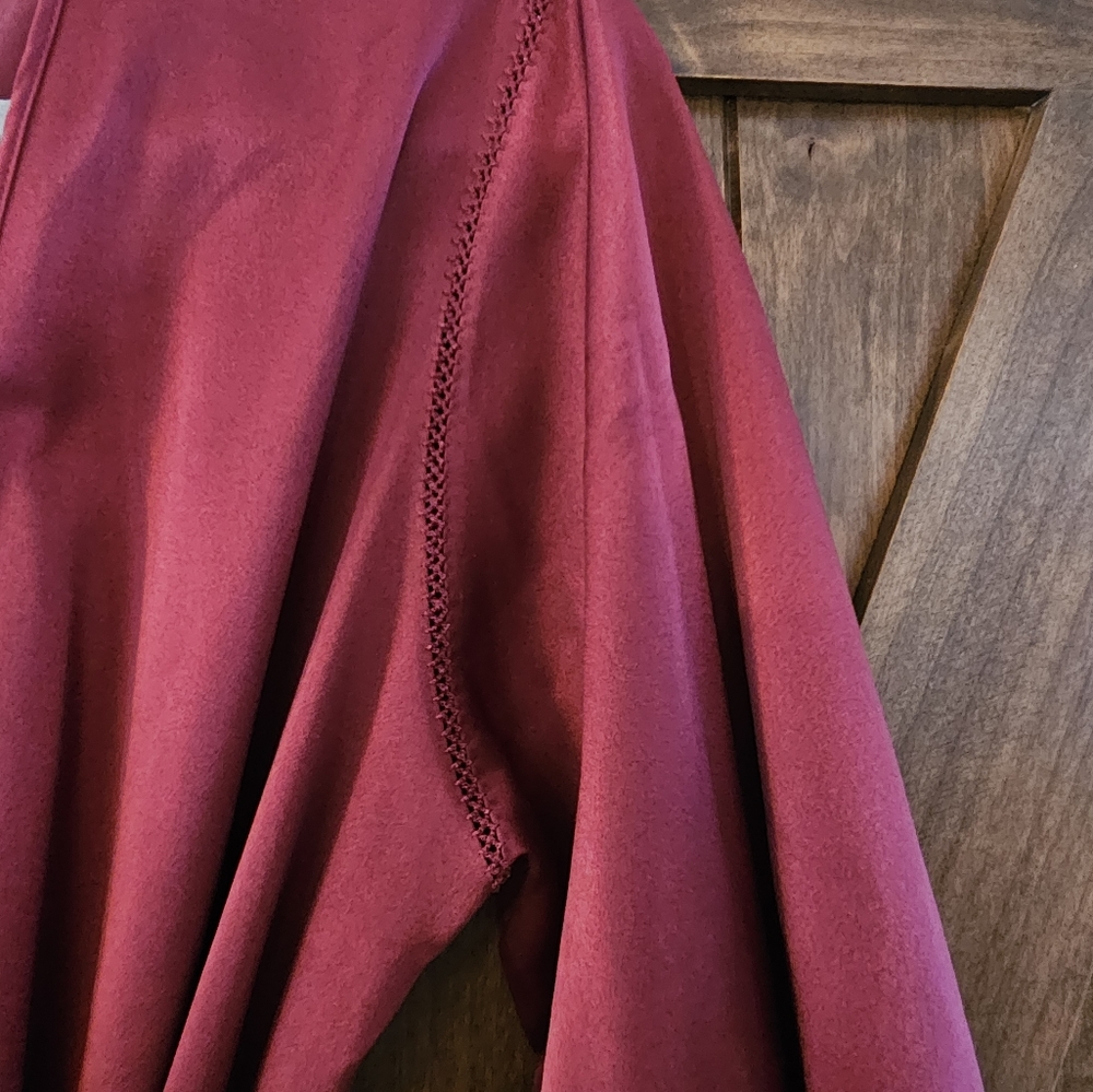 Cabernet Sleepwear Robe - Picture 4 of 7